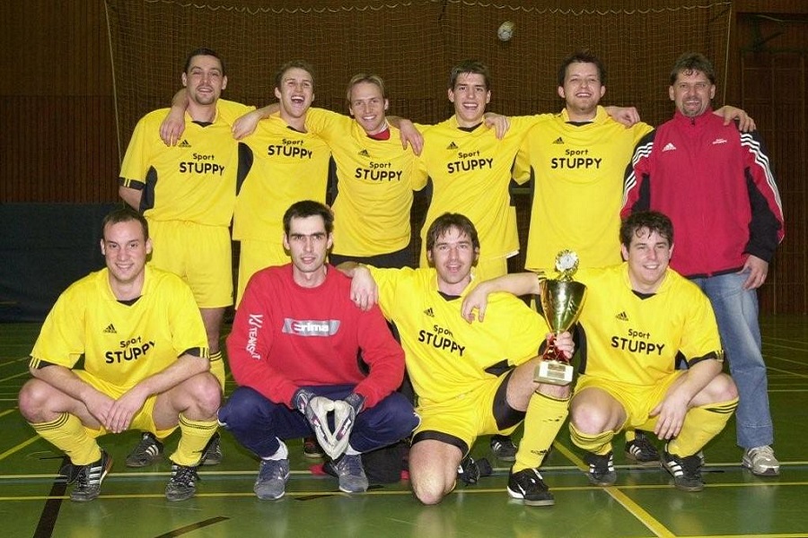 TVH_I_2004-2005_Bezirksklassenhallenpokalsieger.jpg