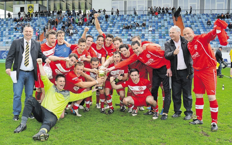 TVSCH_II_2012-2013_Kreispokalsieger_II.jpg